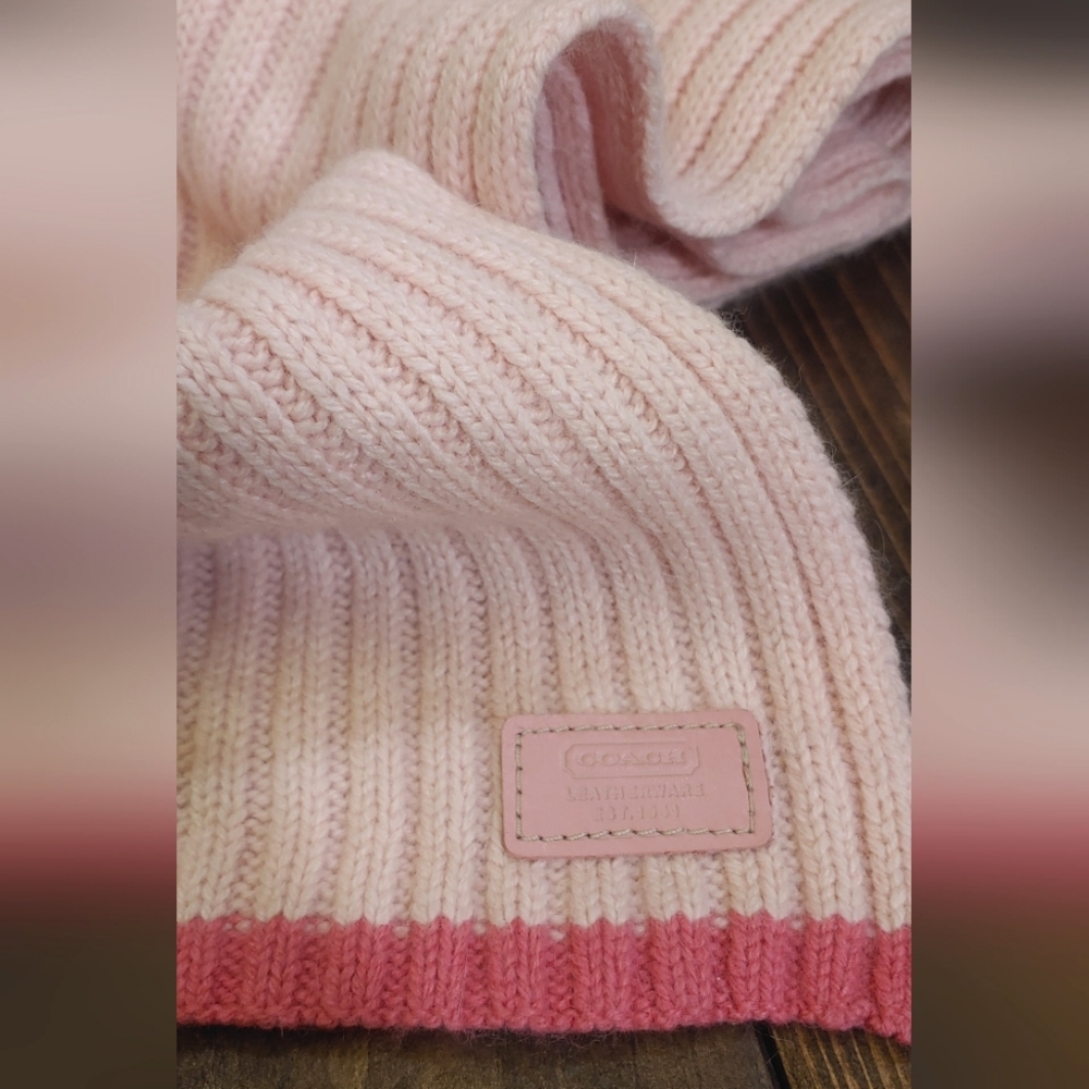 Pink cashmere knitted Coach scarf